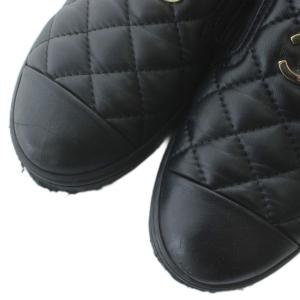 CHANEL マトラッセ ココマーク スリッポン キルティング