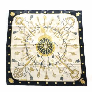 HERMES LES CLES レ クレ カレ 90 スカーフ 絹 シルク 鍵柄 総柄 ロゴ 黒 ブラック 白 ホワイト ゴールド色