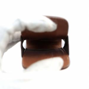 PRADA マルチケース 携帯ケース レザー ロゴ 三角プレート クマチャーム 茶色 ブラウン