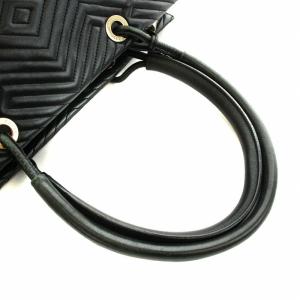 BALLY ボストンバッグ ハンド タッセル キルティング レザー ロゴ金具 黒 ブラック GY18