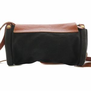 IL BISONTE ショルダーバッグ レザー キャンバス ロゴ刻印 ファスナー開閉 黒 ブラック 茶 ブラウン GY18