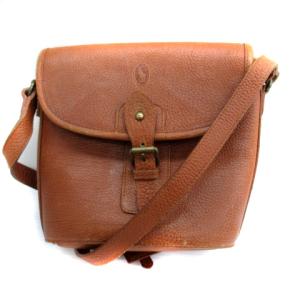 ショルダーバッグ 斜め掛け ロゴ レザー 茶 ブラウン