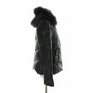 BURBERRY BLUE LABEL ダウンジャケット コート アウター タヌキファー フード 裏地ノバチェック ジップアップ ロゴ ワッペン 38 S 黒 ブラック