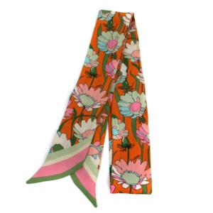 FENDI ラッピー スカーフ 花柄 ロゴ マルチカラー オレンジ