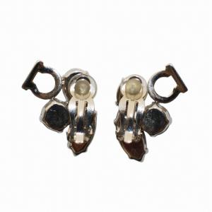 Salvatore Ferragamo ガンチーニ イヤリング 両耳用 バネクリップ式 ビジュー ロゴ シルバーカラー