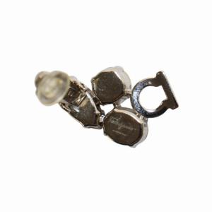 Salvatore Ferragamo ガンチーニ イヤリング 両耳用 バネクリップ式 ビジュー ロゴ シルバーカラー