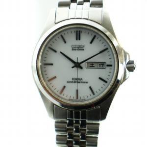 エコドライブ Eco Drive 腕時計 ウォッチ ソーラー デイト カレンダー付き 白文字盤 ロゴ シルバー色 E100-H26736