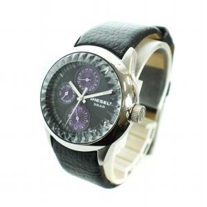 DIESEL 腕時計 ウォッチ クォーツ クロノグラフ 黒文字盤 ロゴ レザーベルト シルバー色 DZ-5126 GY18