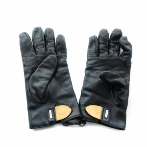 LOUIS VUITTON ゴン LV ステープル エディション グローブ ブラック MP2429