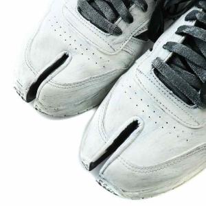 Martin Margiela 22 ×Reebok CLASSIC LEATHER TABI DECORTIQUE