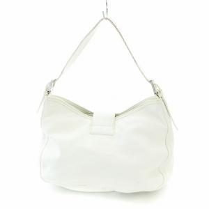 FENDI マンマバケット ホワイト