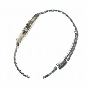 burberrys ジャンク品 ヴィンテージ 腕時計 クォーツ 白文字盤 ロゴ ローマン ゴールド色 シルバー色