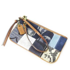 ポーチ パッチワーク スエードレザー 革 キャンバス デニム PVC パイソン型押し チャーム付き 青