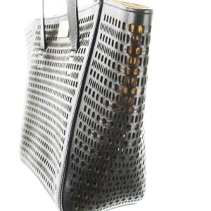EPOCA ハンドバッグ レザー 革 パンチング メッシュ ロゴ プレート ポーチ付き 黒 ブラック /CK10 GY18