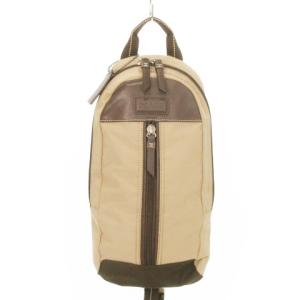 ボディバッグ ナイロン レザー ロゴ チャーム付き 茶 ブラウン F70692 /MN9 GY18