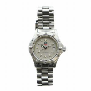 TAG Heuer Professional 腕時計 クォーツ デイト カレンダー付き