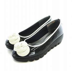 パンプス ウェーブソール 厚底 エナメル カメリア フラワー 花 22.5cm 黒 ブラック GY11