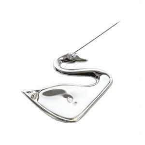 SWAROVSKI ピンブローチ アクセサリー クリスタル ラインストーン ロゴ 白鳥 スワン シルバー色 GY18 /MQ