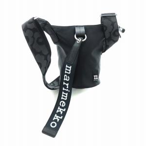 エッセンシャル バケット ソリッド Essential Bucket Solid ショルダーバッグ 斜め掛け