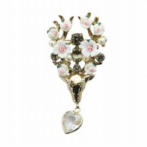 ピンブローチ アクセサリー ラインストーン 花 トナカイ ハート ゴールド色 GY18 /MQ