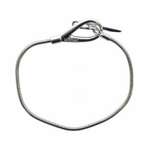 MOSCHINO ブレスレット アクセサリー バングル ロゴ シルバー色 GY11 /MQ