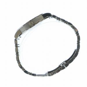 BURBERRY 腕時計 クォーツ デイト カレンダー付き ラウンド シルバーカラー BU1352