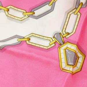 Cartier スカーフ スクエア 大判 シルク 絹 チューン柄 ドゥーブルC ロゴ ピンク /CK30 GY17