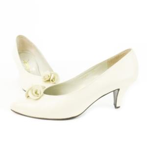 YVES SAINT LAURENT パンプス ミドルヒール レザー 革 ポインテッドトゥ Vカット フラワーモチーフ ビジュー 36 23.0cm