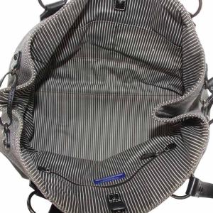 BURBERRY BLUE LABEL ハンドバッグ トート キャンバス レザー 内側ストライプ 総柄 ロゴ シルバー金具 黒 ブラック 白 ホワイト