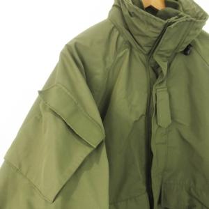 AVIREX ミリタリージャケット フリースライナー付き ジップアップ フード収納 M 緑 カーキ 6132112 /AH16