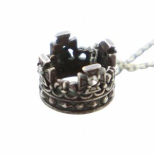 ネックレス アクセサリー ペンダント クラウン 王冠 ラインストーン Silver925 シルバー色 GY18