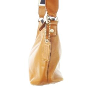 COACH ショルダーバッグ レザー 革 ロゴ型押し 茶 ブラウン F70559 /CK11 GY18
