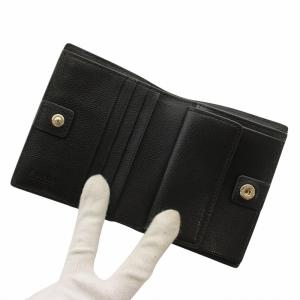 FURLA 財布 二つ折り レザー ロゴ ゴールド金具 黒 ブラック /XZ GY11