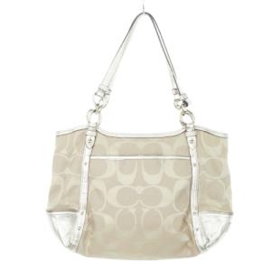 COACH トートバッグ ハンドバッグ キャンバス レザー シグネチャー ロゴチャーム ベージュ シルバーカラー Ｆ20807