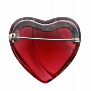 Baccarat ピンブローチ ガラス ハートモチーフ ロゴ 赤 レッド GY18 /MQ
