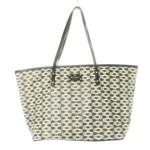 トートバッグ ビッグサイズ 大容量 PVC レザー 革 ロゴプレート 総柄 ボーダー 黒 ブラック /CK16