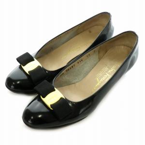 パンプス レザー エナメル ヴァラ リボン ヒール メタルパーツ 5 1/2 22.5 黒 ブラック 金