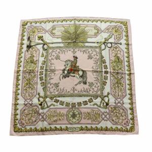 カレ 90 LVDOVICVS MAGNVS 白い馬に跨ったルイ14世 大判スカーフ ストール ロゴ 絹