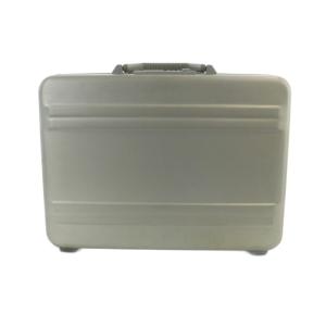 ZERO HALLIBURTON ブリーフケース アタッシュケース ロゴ ビジネス シルバー色 GY11 /MQ