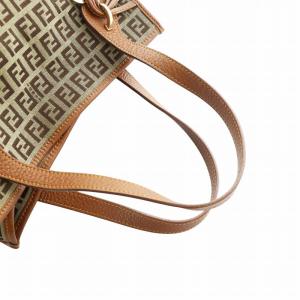 FENDI ズッキーノ ハンドバッグ  ブラウン