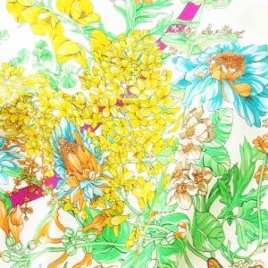 Christian Dior スカーフ スクエア 大判 シルク 絹 花柄 ブーケ たんぽぽ アネモネ ポピー ダリア 蝶 テントウムシ