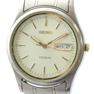 TITANIUM チタニウム 腕時計 ウォッチ クォーツ チタン デイデイト カレンダー付き ゴールド色