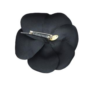 CHANEL ピンブローチ アクセサリー ロゴ カメリア 花 フラワー 黒 ブラック GY11 /MQ OH