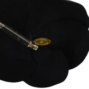 CHANEL ピンブローチ アクセサリー ロゴ カメリア 花 フラワー 黒 ブラック GY11 /MQ OH
