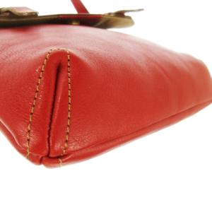 Dakota ショルダーバッグ ツインベルトフラップ ホースシュー レザー 革 ステッチ ロゴ型押し 赤 レッド テラコッタ