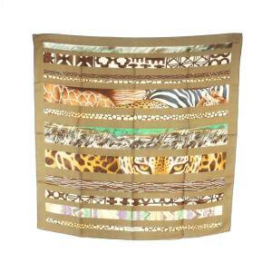 大判スカーフ ストール 総柄 アニマル柄 ロゴ 絹 シルク 茶 ブラウン GY11 /MQ