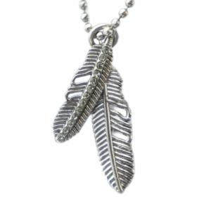 COACH ネックレス アクセサリー ペンダント ラインストーン フェザー 羽根 ロゴ シルバー色 GY18 /MQ