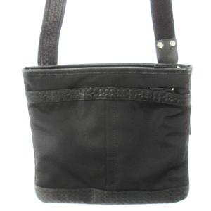 ショルダーバッグ ナイロン レザー 革 型押し ミニシグネチャー 黒 ブラック F70325 /CK3