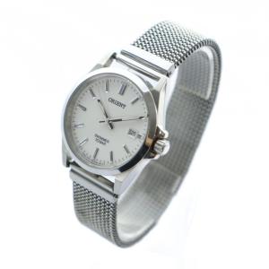 ORIENT 腕時計 ウォッチ クォーツ 白文字盤 カレンダー付き ロゴ シルバー色 UNB4-C0-C GY18 /MQ