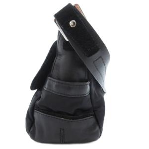 FURLA ショルダーバッグ ナイロン レザー 革 ロゴ 刻印 フラップ 黒 ブラック /JS GY18